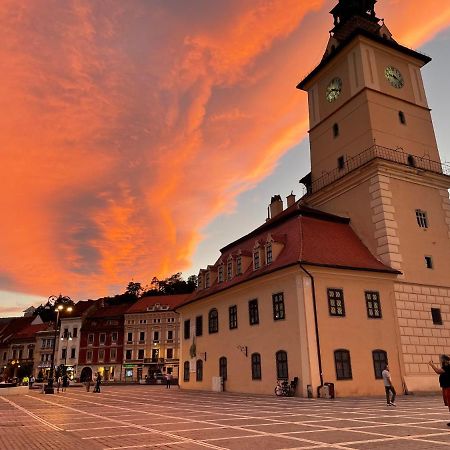 Key Apartments In Main Square Braşov Exteriör bild