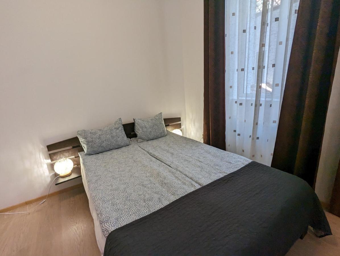 Key Apartments In Main Square Braşov Exteriör bild