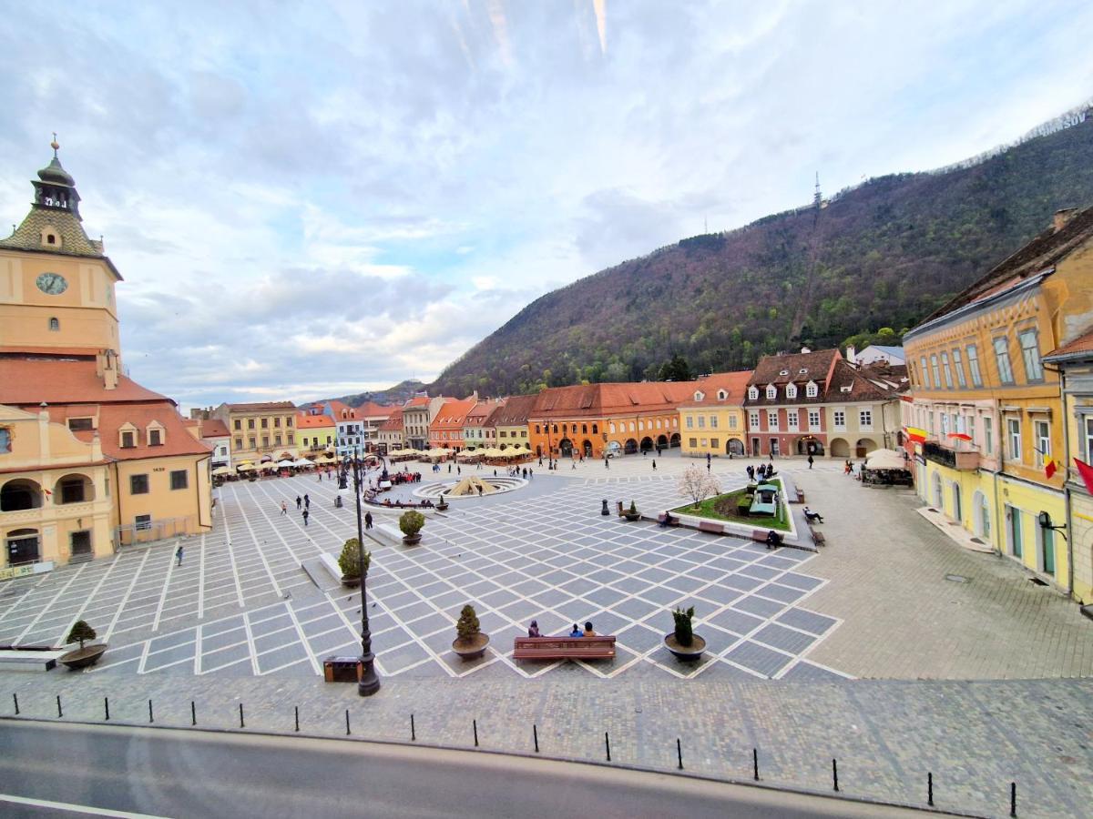 Key Apartments In Main Square Braşov Exteriör bild