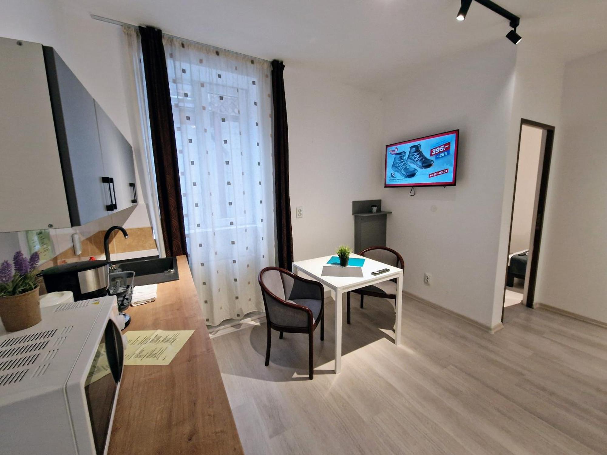Key Apartments In Main Square Braşov Exteriör bild